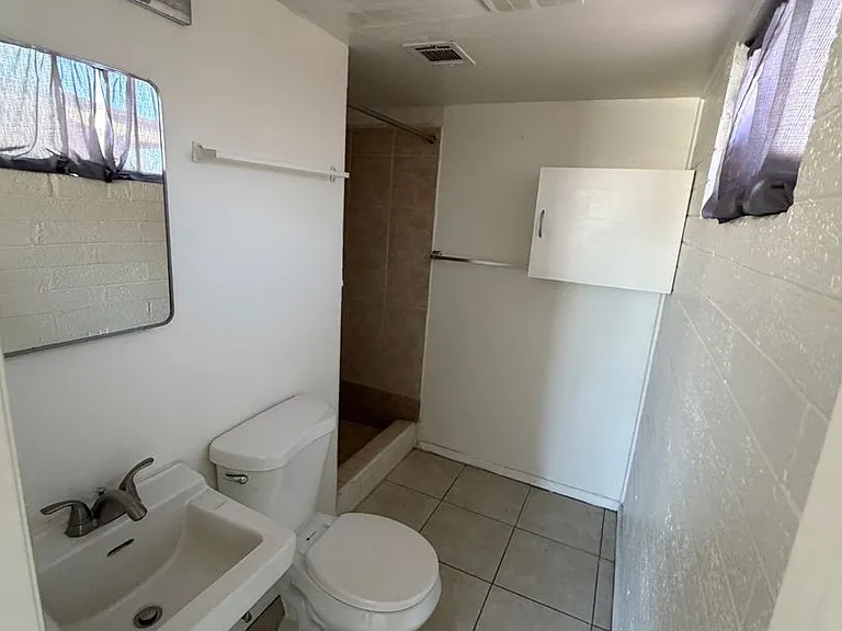 2150 W Missouri Ave #109 — Photo 13