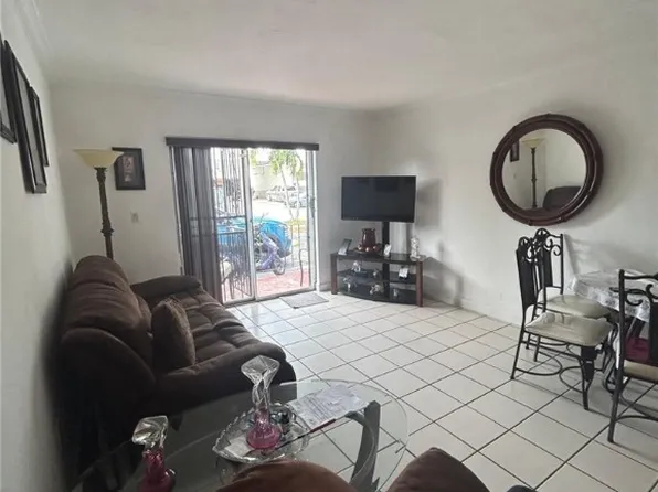 1225 W 35th St APT 14A, Hialeah, FL 33012