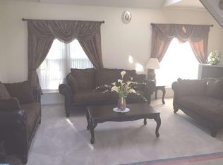 6 Explorer Ct, Marlton, NJ 08053
