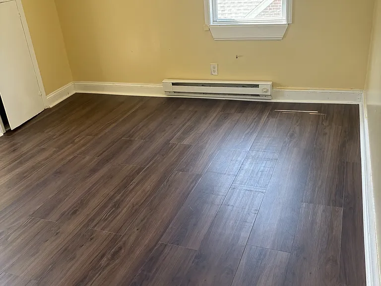1208 Daniels Ave — Photo 9