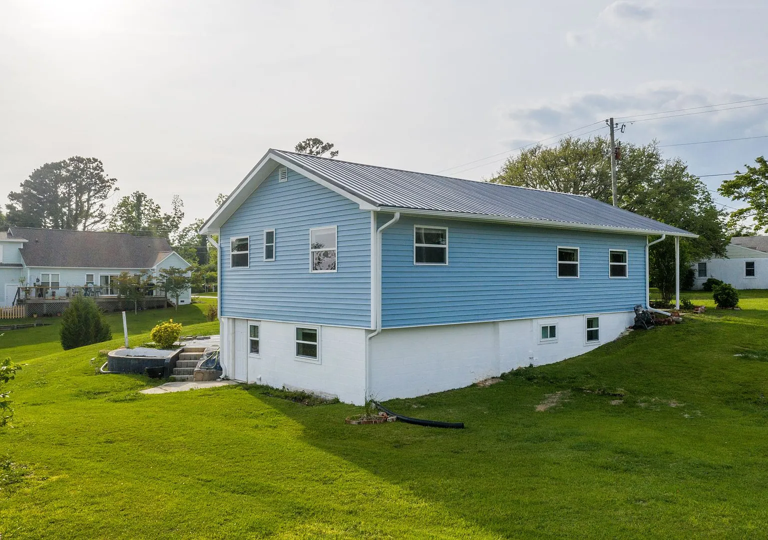 108 Hawkins Creek Lane — Photo 4