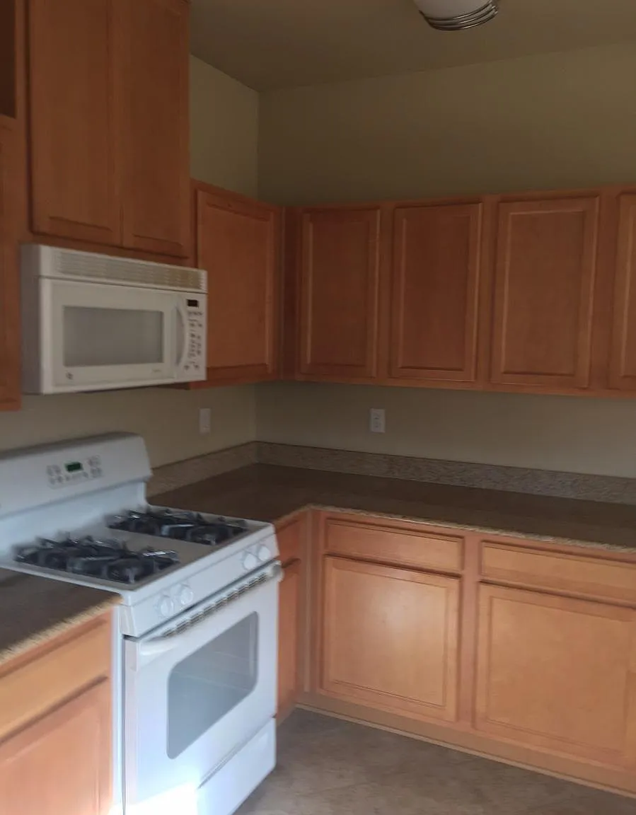 2 bed, 1477 sqft, $2,399 — Photo 4