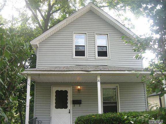 3rd image of 20 Jackson St