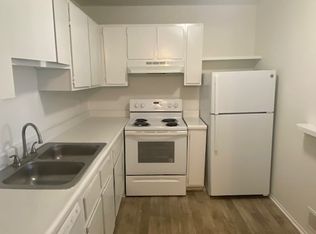 44181 Lantern Ln #4-1, Sterling Heights, MI 48314