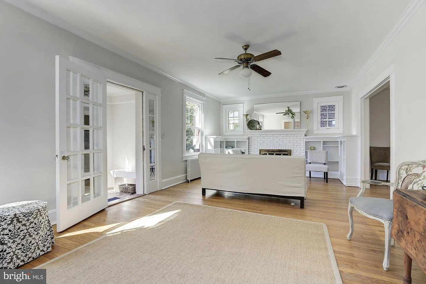 3 bed, 2.5 bath, 2805 sqft, $5,500 — Photo 4