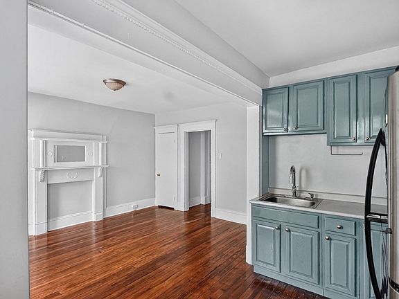 2nd image of 165 Park St APT 6