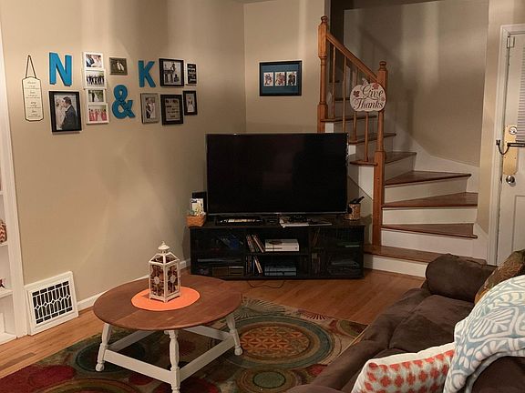 3rd image of 2367 Tytus Ave