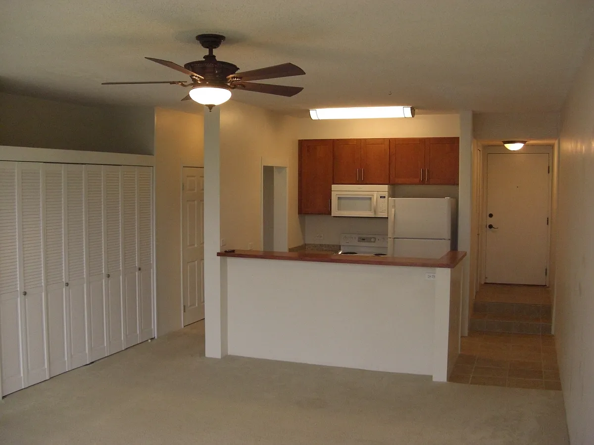 Building Photo - 1030 Aoloa Pl #410B