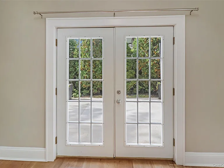52 Sickles Ave — Photo 11