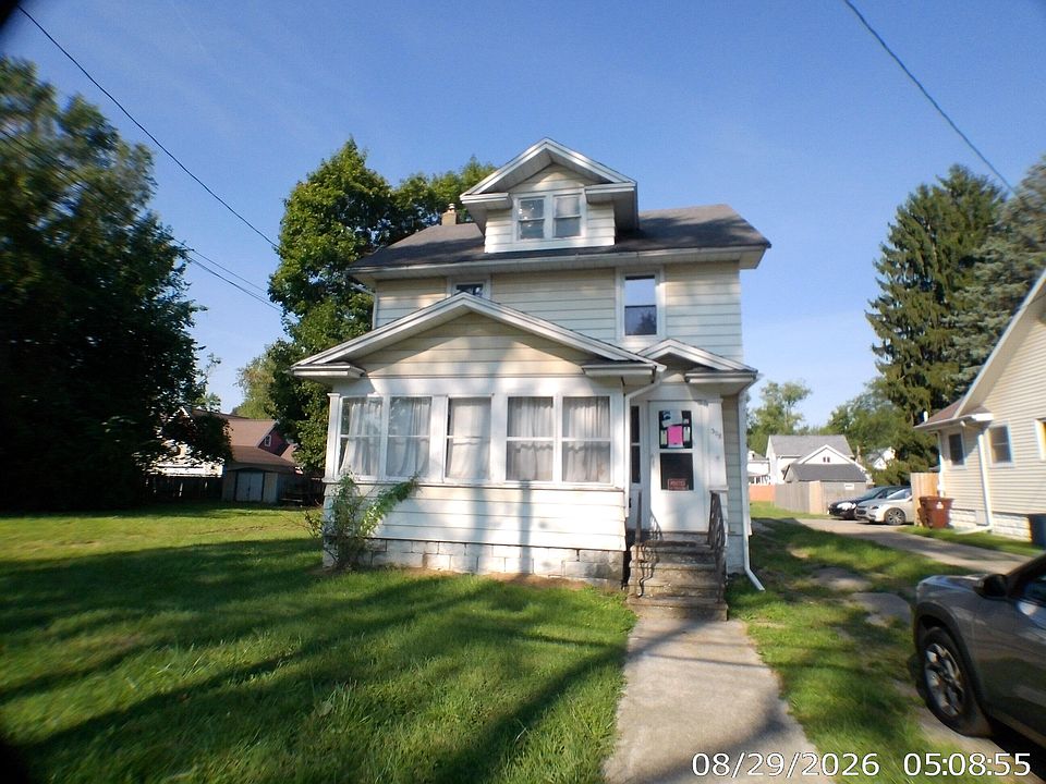 1st image of 308 Orange St