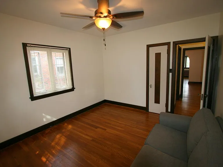 Bedroom Right