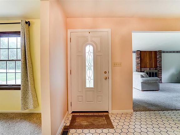 5th image of 6011 Brookburn Ct