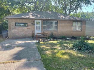 1018 Woodland St, Emporia, KS 66801