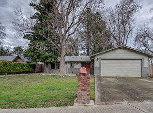 306 Newport Dr, Redding, CA 96001