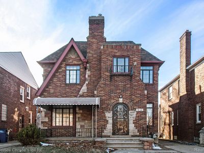 18261 Woodingham Dr, Detroit, MI, 48221