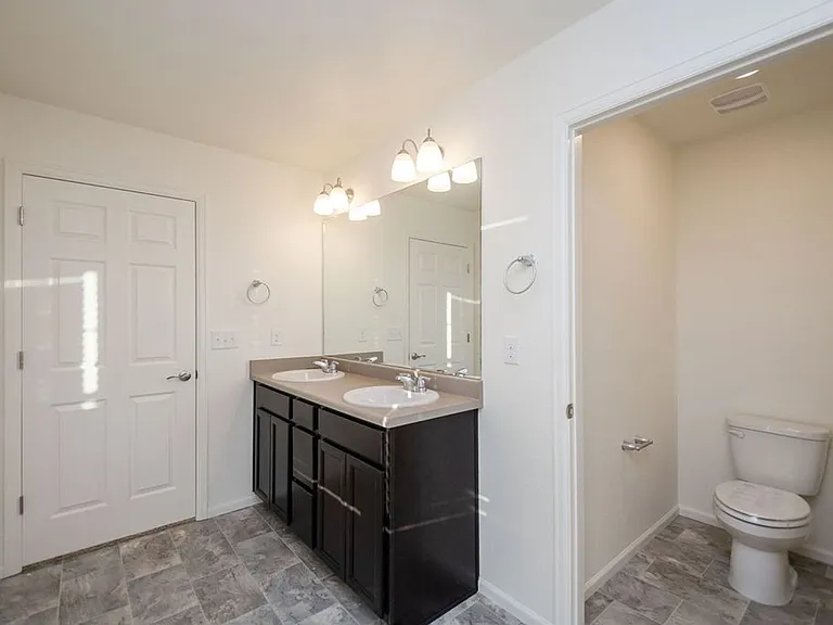 6818 Gateway Crossing St — Photo 27