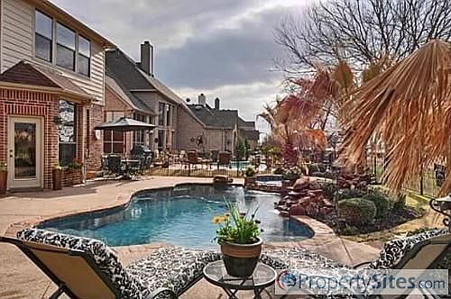 3rd image of 4011 Calloway Dr