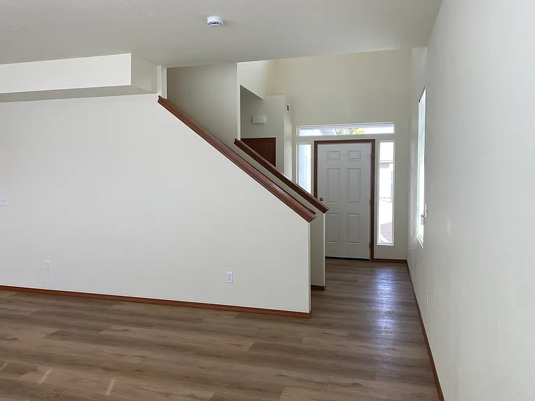 2307 N Bessie Rd — Photo 6