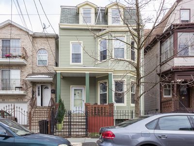 58 S 12th St, Newark, NJ, 07107