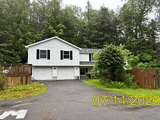 1st image of 10620 Davis Hollow Rd