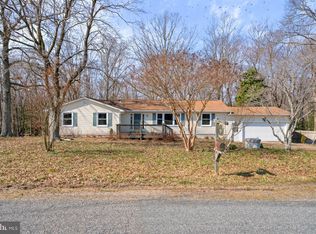 3167 Rappahannock Rd, Colonial Beach, VA 22443