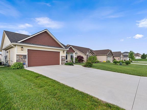 3rd image of 13517 Slate Ridge Ct