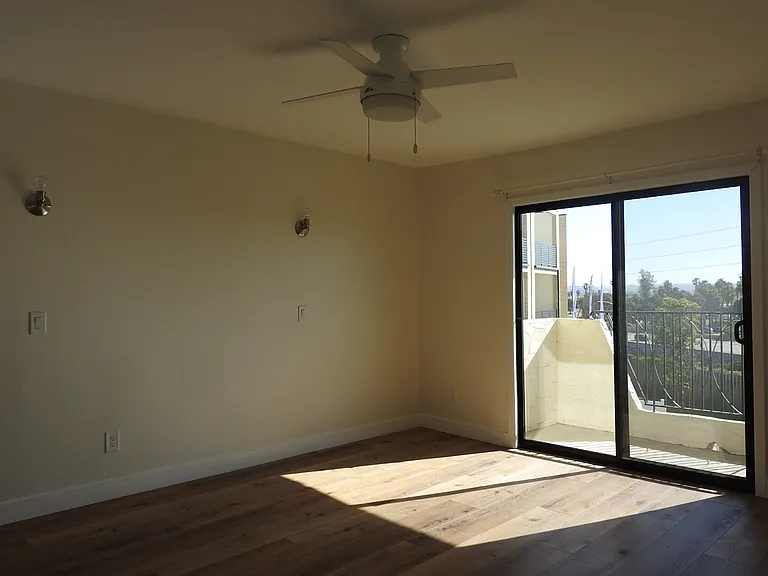 4255 Asher St #AP-49 — Photo 25
