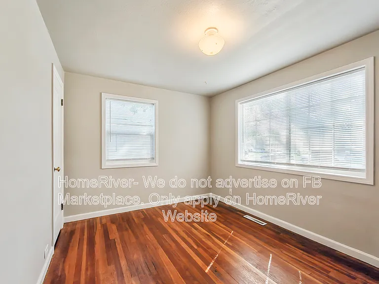 5214 N Cannon St — Photo 11