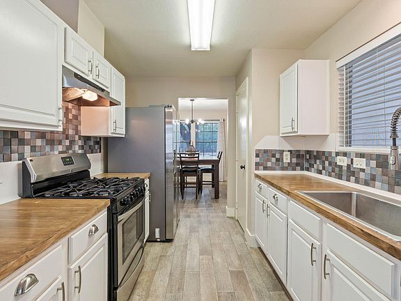 5th image of 9915 Farrell Dr