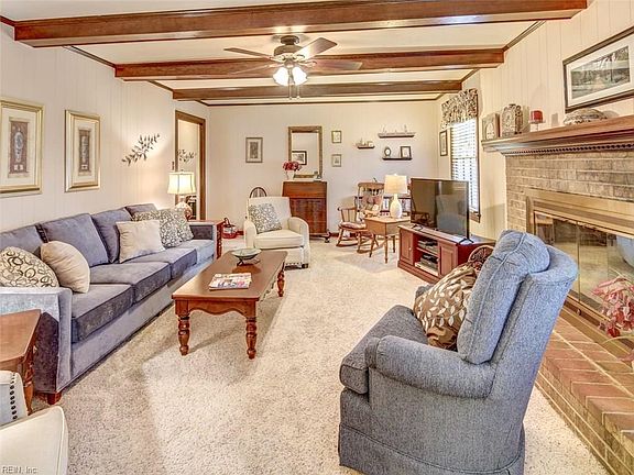 Family Room & Fireplace