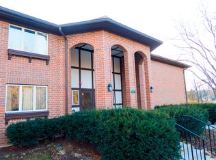 6575 N Green Bay Ave UNIT 113, Glendale, WI 53209