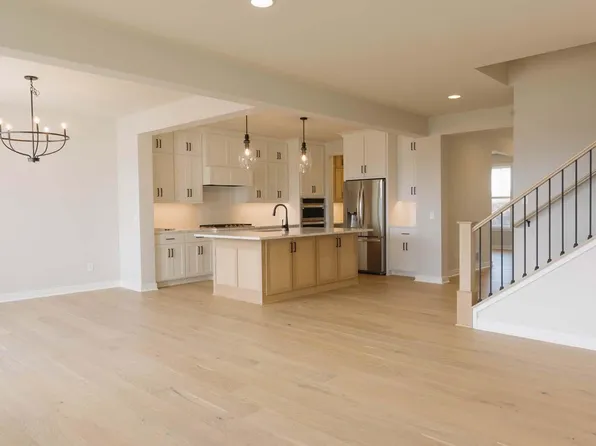 5300 Scenic Loop Run, Victoria, MN 55386