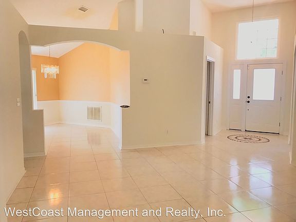 4th image of 1424 Scotch Pine Dr
