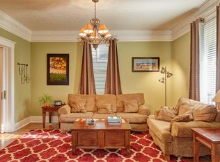 246 Pine St, Memphis, TN 38104