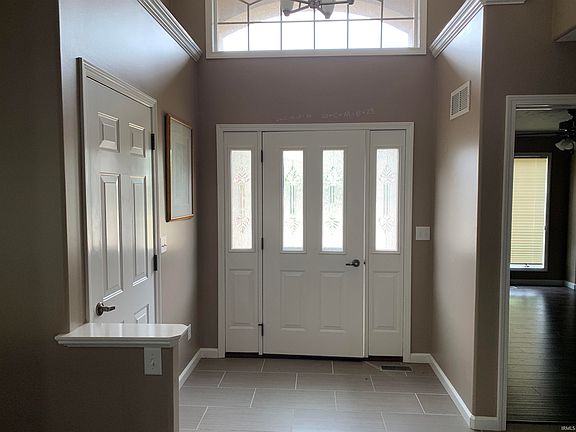 2nd image of 4009 Doral Ln