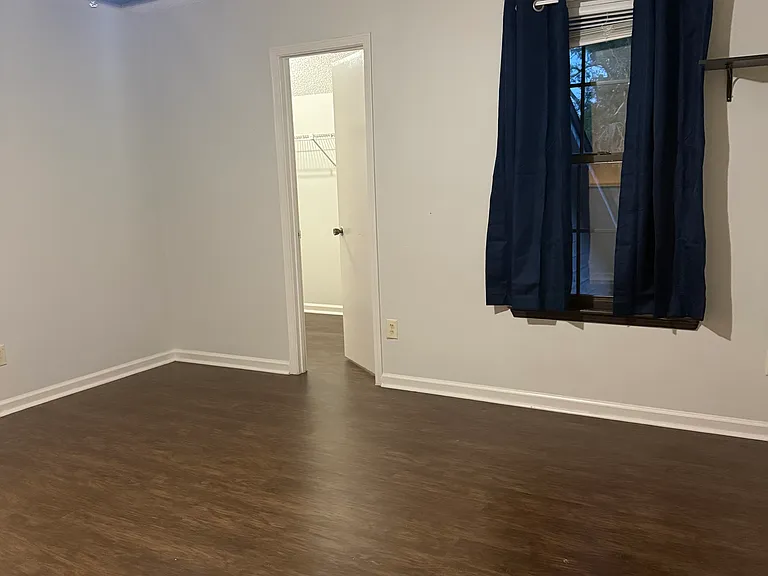5534 Marathon Pkwy — Photo 11
