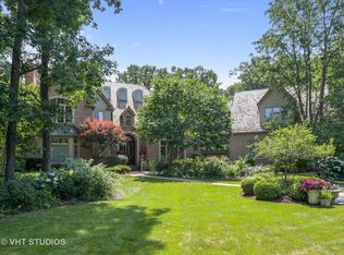2240 Churchill Cir, Libertyville, IL