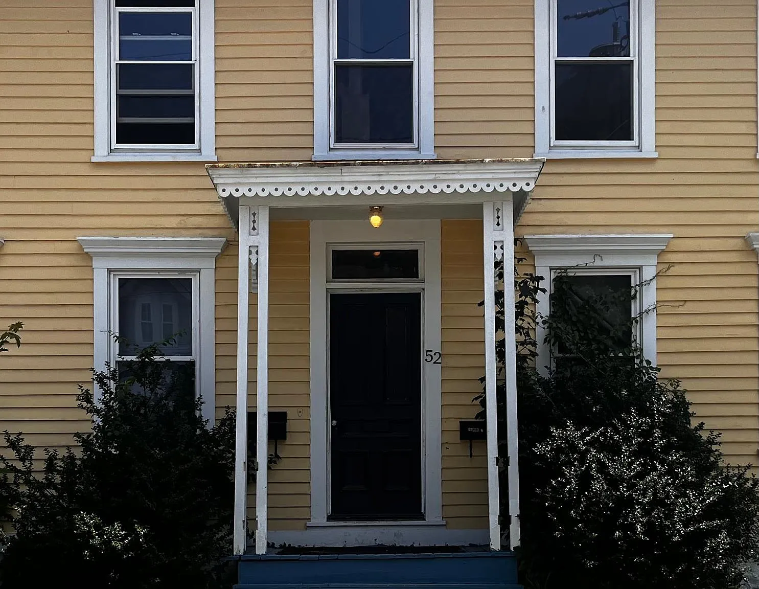 5 bed, 2000 sqft, $850 — Photo 1