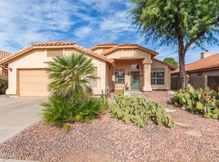 4614 E Thistle Landing Dr, Phoenix, AZ 85044