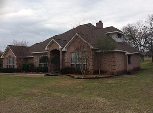 4221 Whitehead Rd, Midlothian, TX 76065
