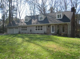 310 Amherst Ct NE, Sandy Springs, GA 30328