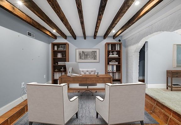 2nd image of 330 1/2 E St #1
