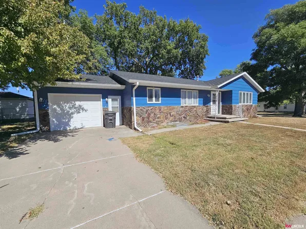 301 W 2nd St, Lawrence, NE 68957