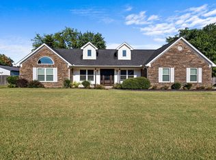 108 Charing Cross, Florence, AL 35633
