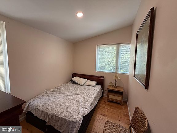 5th image of 4915 36th St N #2