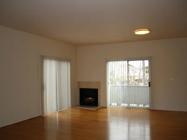 11619 Ohio Ave APT 101, Los Angeles, CA 90025