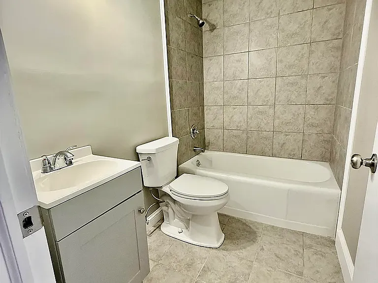 137 Forest Hills Dr — Photo 4
