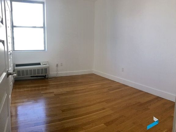 4th image of 9002 Queens Blvd APT 429
