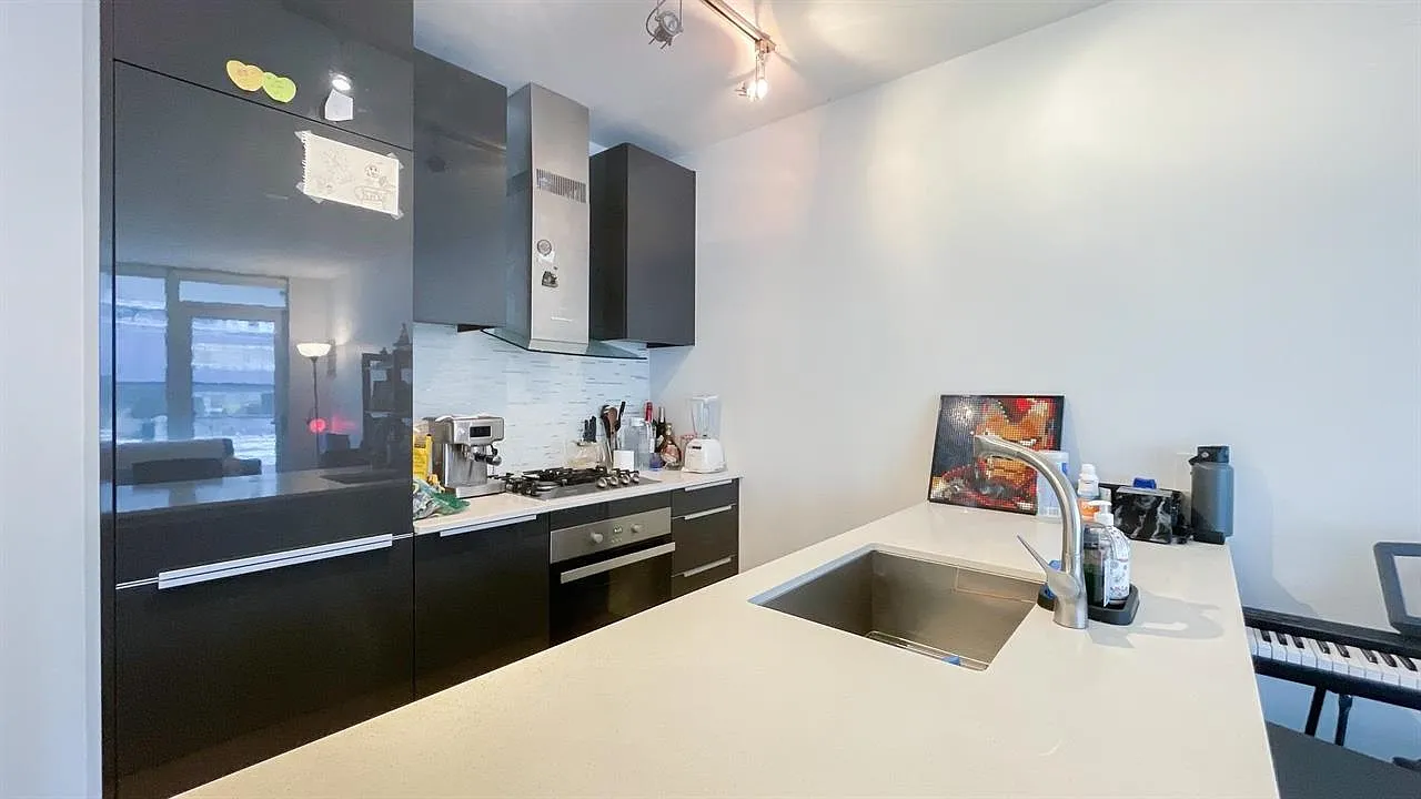 1 bed, 532 sqft, $2,350 — Photo 4