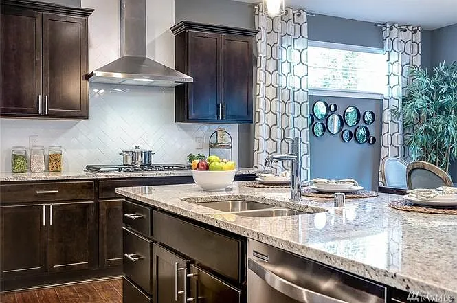 Kitchen island (picture from model home - same floor plan as